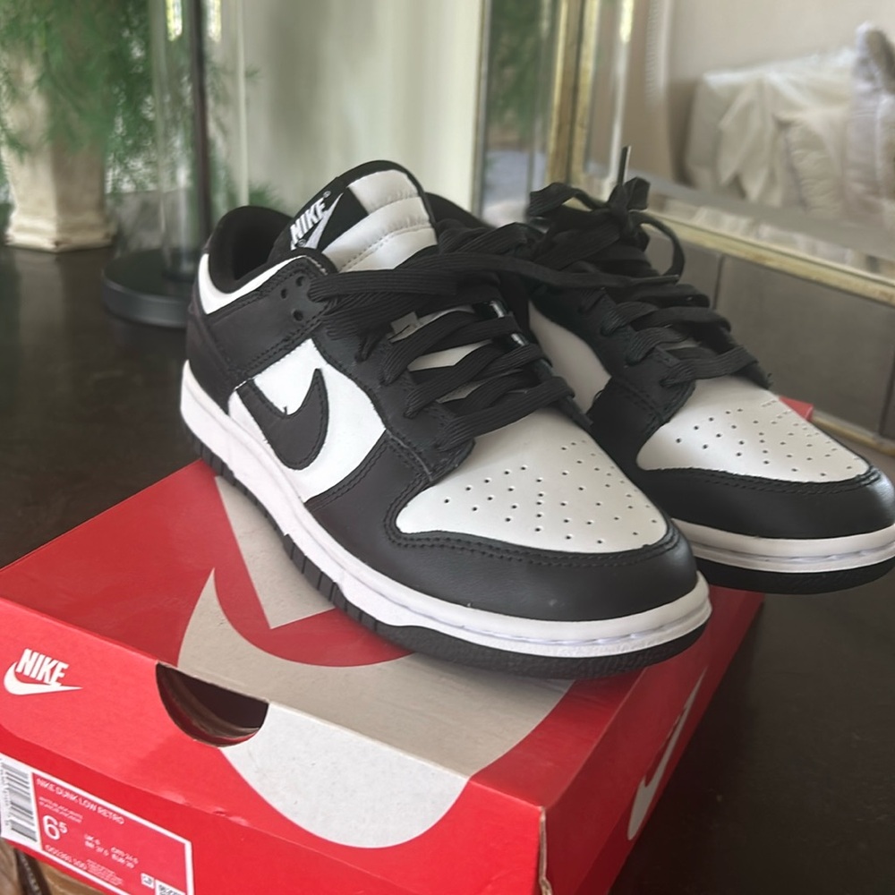 Nike Dunk low retro